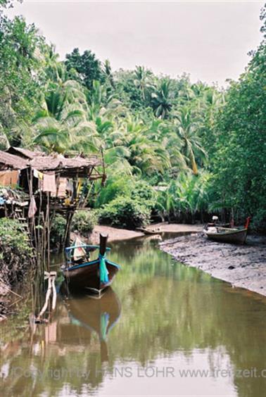 20 Thailand 2002 F1010017 Ausflug Krabi Bootsverleih_478